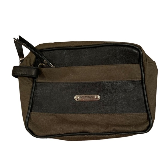 Bolongaro Trevor Round Wash Bag Khaki - Picture 1 of 7